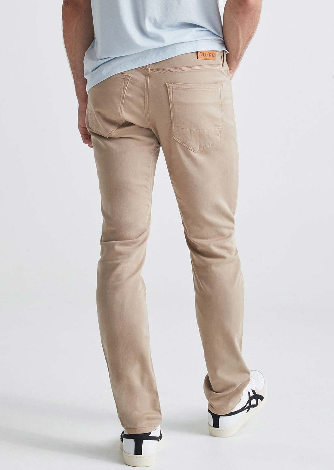 Duer Men&#39;s No Sweat Slim Pants Desert Khaki