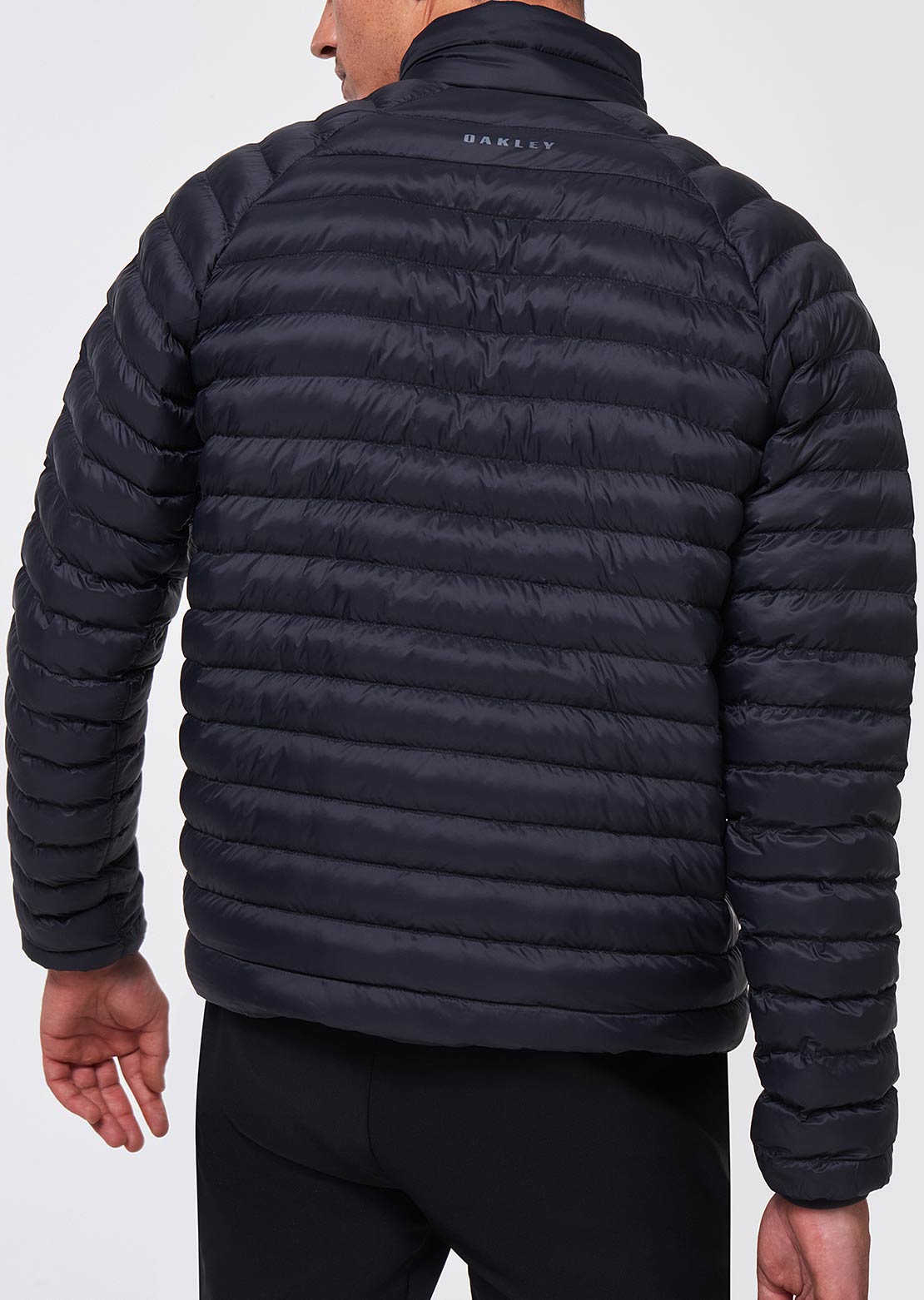 Oakley Men&#39;s Omni Insulated Puffer Jacket Blackout